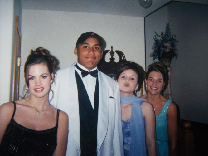 Jenna, Dwan, Heidi and Lacy Prom Night